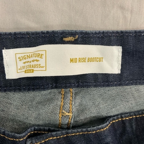 Signature Levi Strauss Jeans Womens 20M Mid Rise Bootcut Stretch Blue Dark Wash - Picture 3 of 7